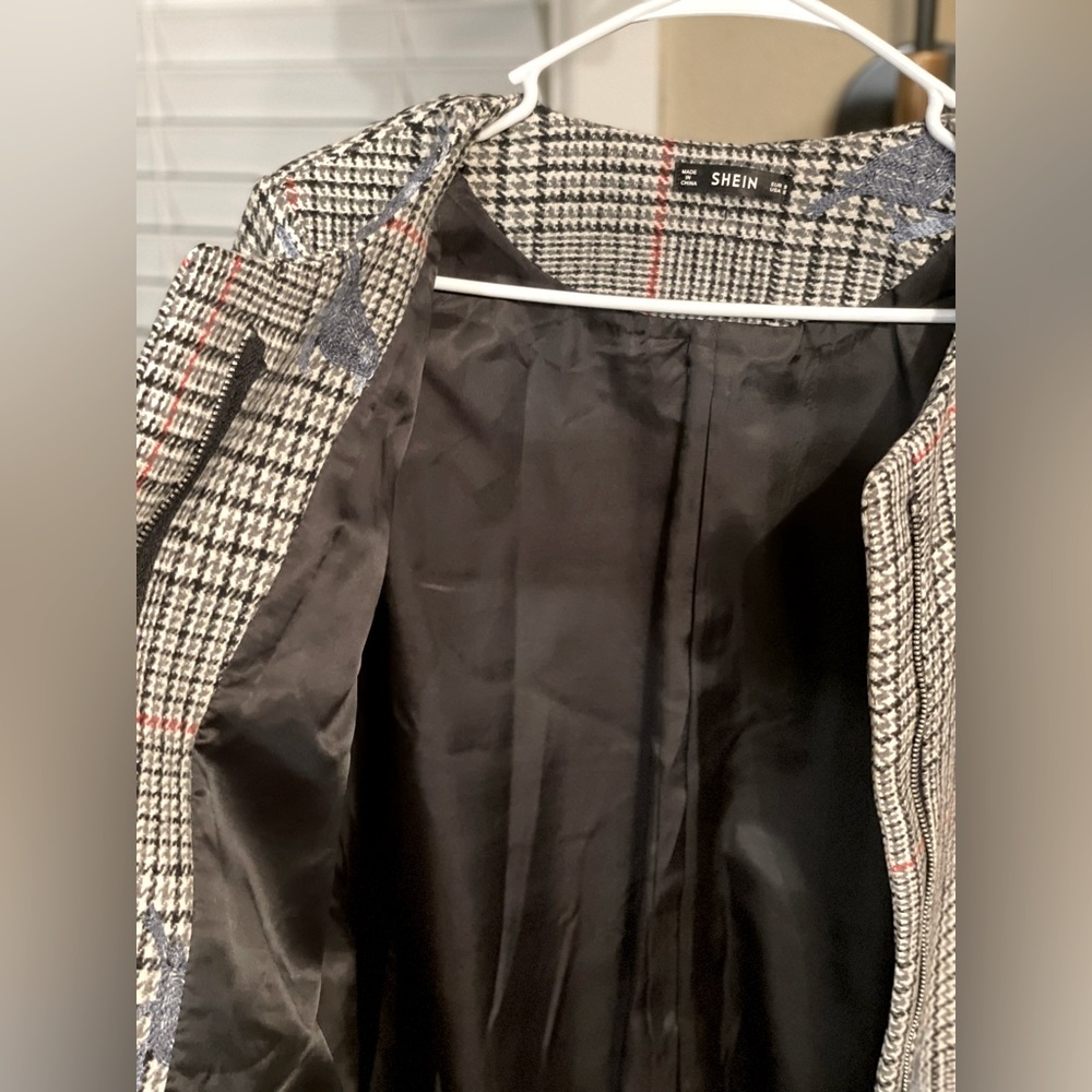 NEW Bird Embroidered Coat - Picture 15 of 16